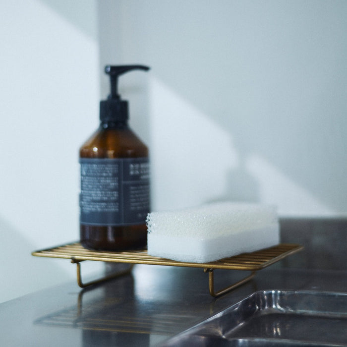 Fog Linen Work Brass Wire Stand: Rectangular