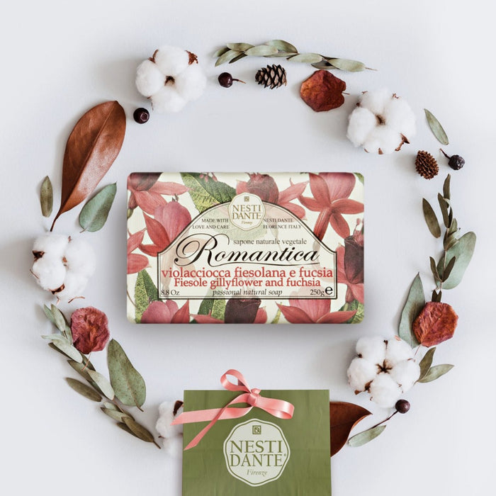 Nesti Dante Gilly Flower & Fuchsia Soap