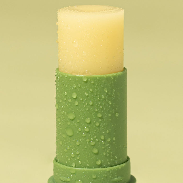 We Are Feel Good Inc. Kakadu Plum Lip Balm SPF50+